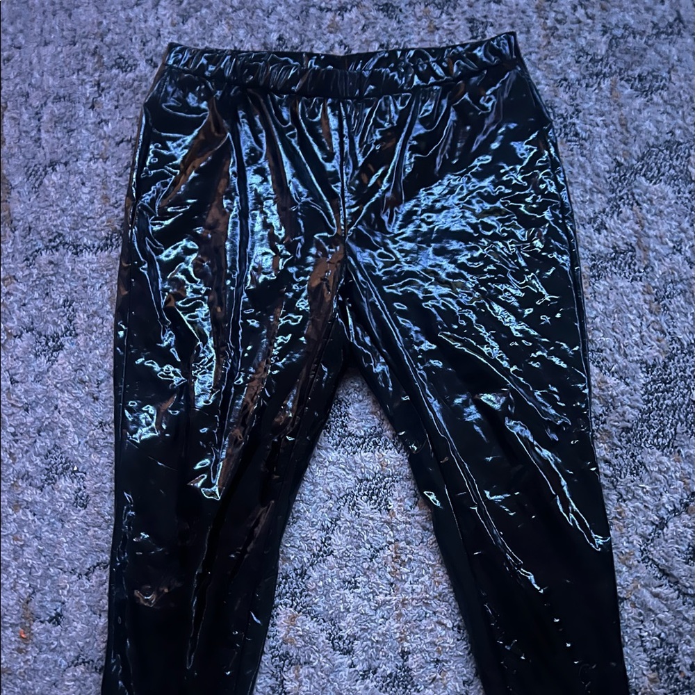 Latex leggings SHEIN